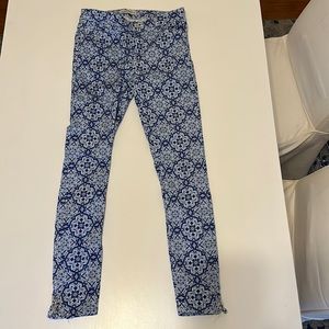 Zara navy/light blue skinny Jean in good condition size 4.